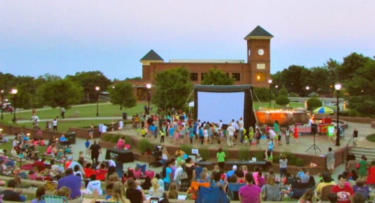 free outdoor movies in Greenville 