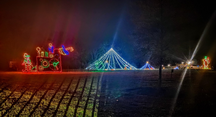 Simpsonville holiday light display