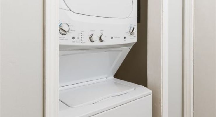 STAYGVL Lake Hartwell washer dryer