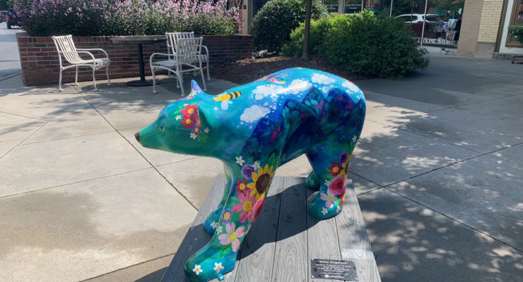 Bear sculpture in Hendersonville, North Carolina