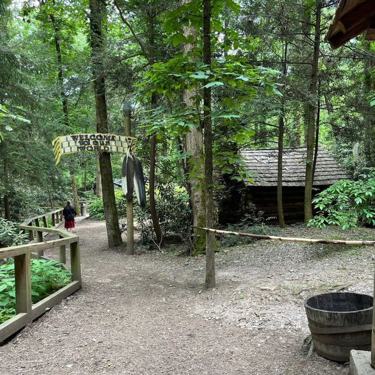 Oconaluftee Indian Village Trail