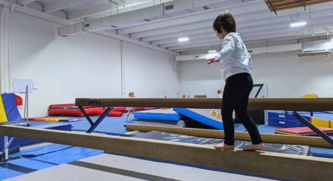 Acrosmith Family Fun Gym