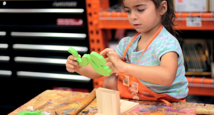 Assembling a FREE Home Depot Kids Workshop kit at Home Depot