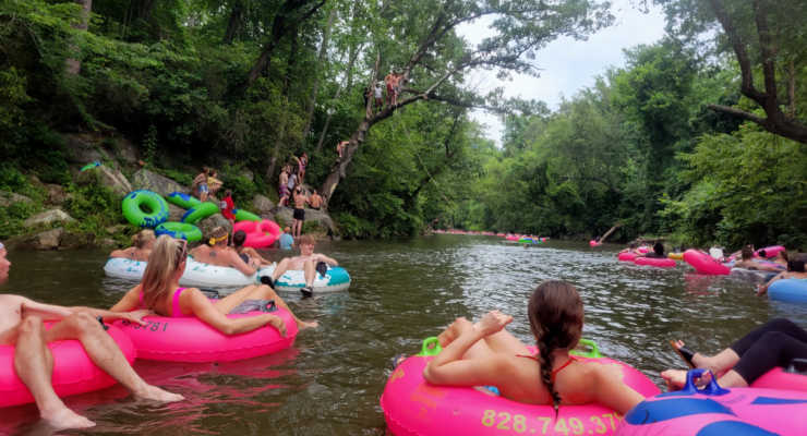 tubing down the green river