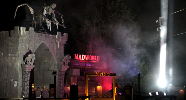 Entrance to Madworld Haunted Attraction