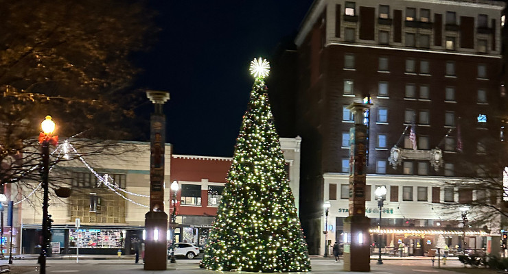 things to do during the holidays in knoxville