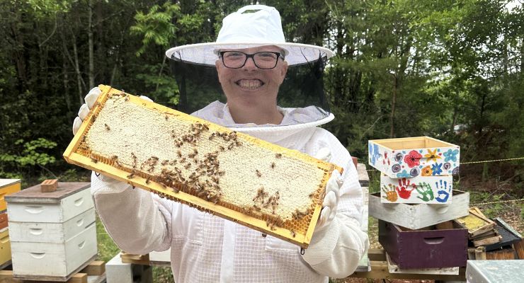 Happy Hive bees