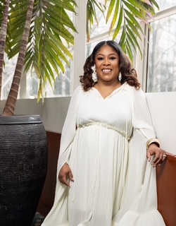 Amaris Gibson - Queendom Coaching, LLC