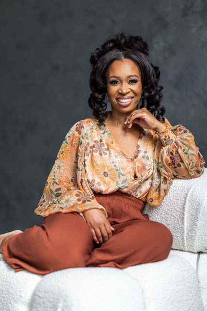 Arialle Smith - Momma Magnolia - Portrait