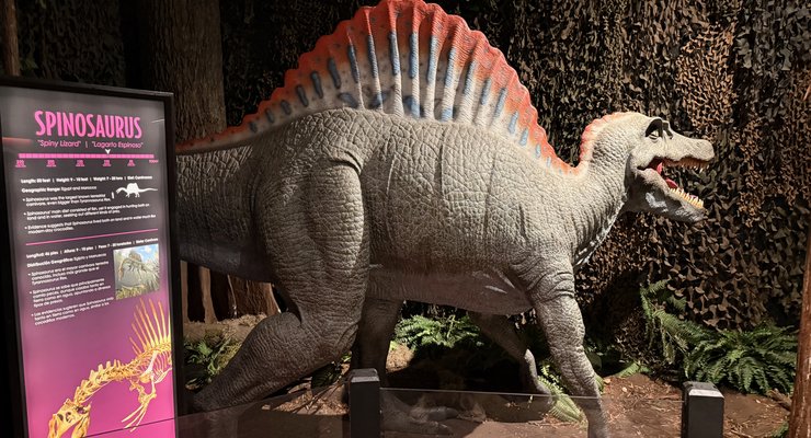 Family entering the Hall of Dinosaurs at Schiele Museum in Gastonia NC