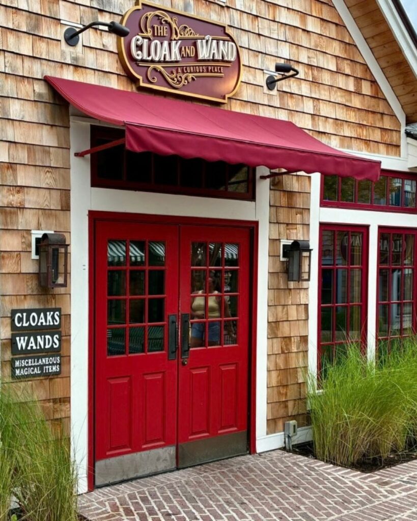 Cloak and Wand exterior